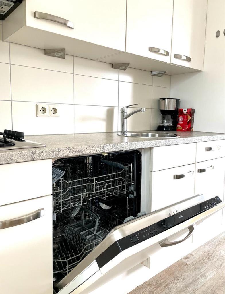 Vakantiewoningen De Schelp เรอเนสเซอ ภายนอก รูปภาพ